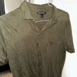 Green banana republic button down